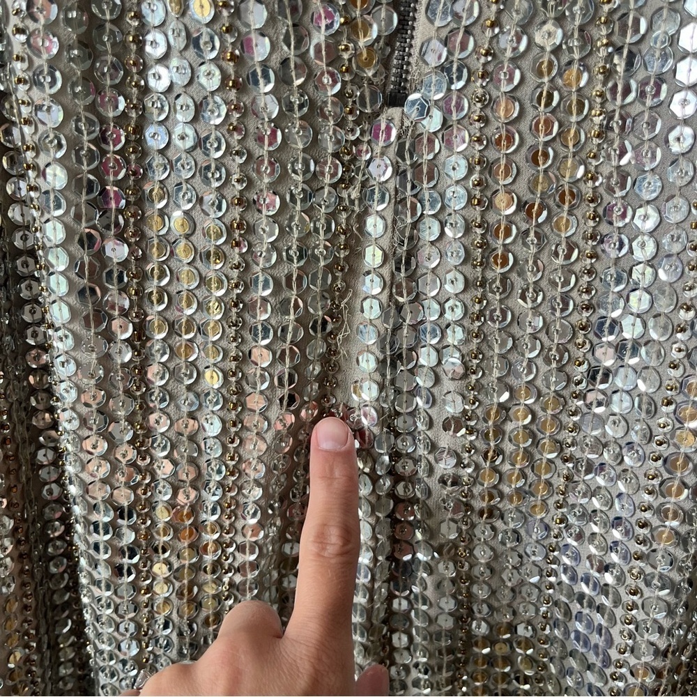ALICE + OLIVIA Gold / Silver Sequin Dress size 4 - Picture 8 of 9